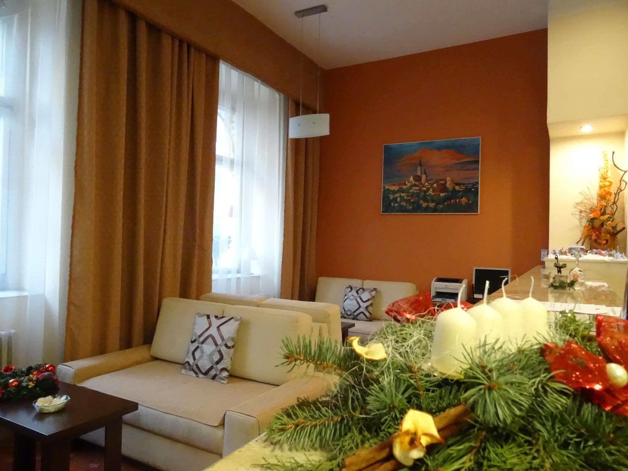 Hotel Tábor Kültér fotó